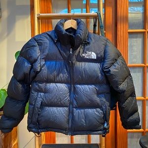 The North Face 1996 Retro Nuptse 700 women’s Jackets TNF Coats